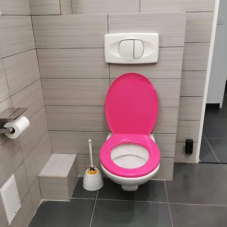 아파트 Bright, Renovated Flat In The Sweet Spot